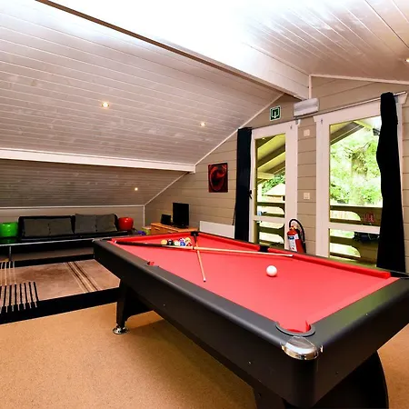 Modern Holiday Home With A Sauna In Durbuy