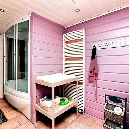 Ferienhaus Modern Holiday Home With A Sauna In Durbuy