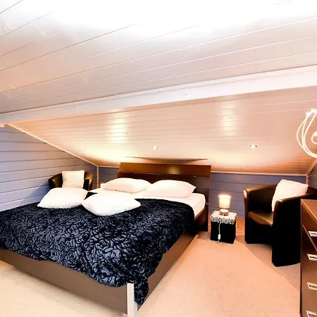 Ferienhaus Modern Holiday Home With A Sauna In Durbuy